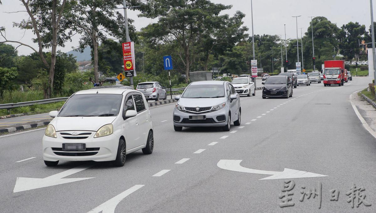 务边路松俊花园216万治水施工 9月局部封路料塞车