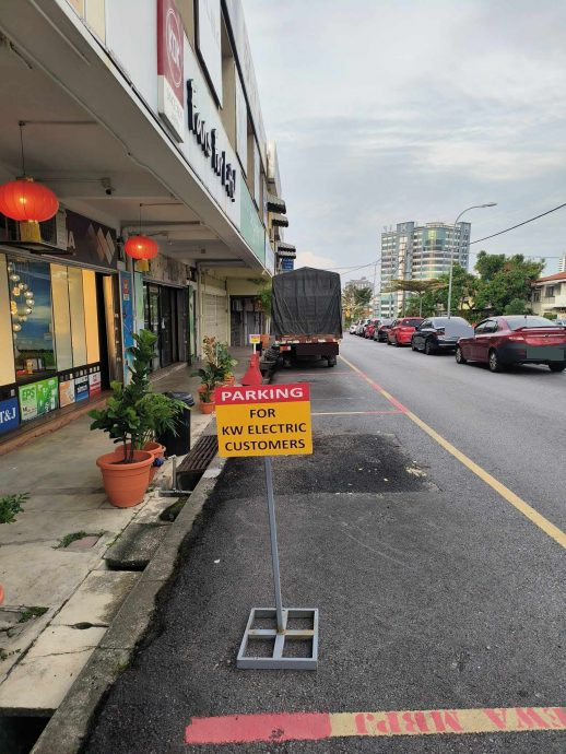 大都會封面/靈市百樂花園商業區 停車位不足 交通混亂