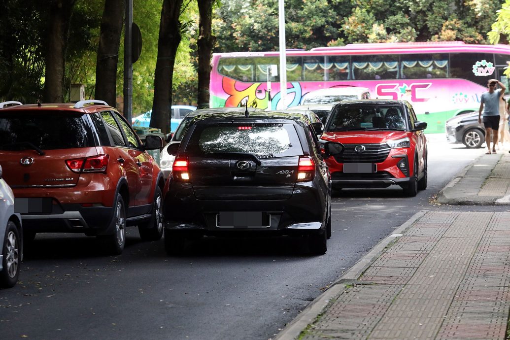 大都會／梁愛君巡視道路問題／9圖