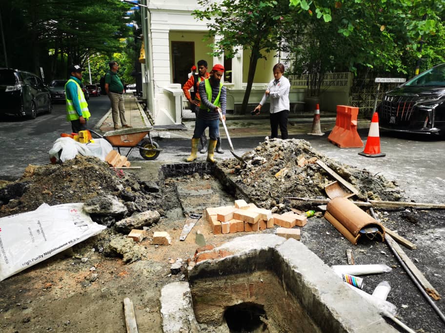 大都會／梁愛君巡視道路問題／9圖