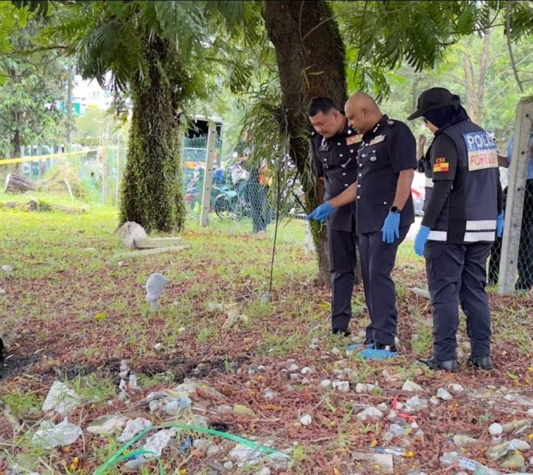 妇女路过电动火车站隧道惊见焦尸·警方呼吁知晓死者者前往警局助查