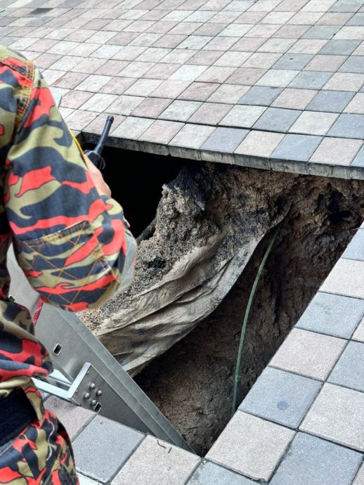 市中心路段突塌陷·48岁印度女游客坠8公尺地洞 生死未卜