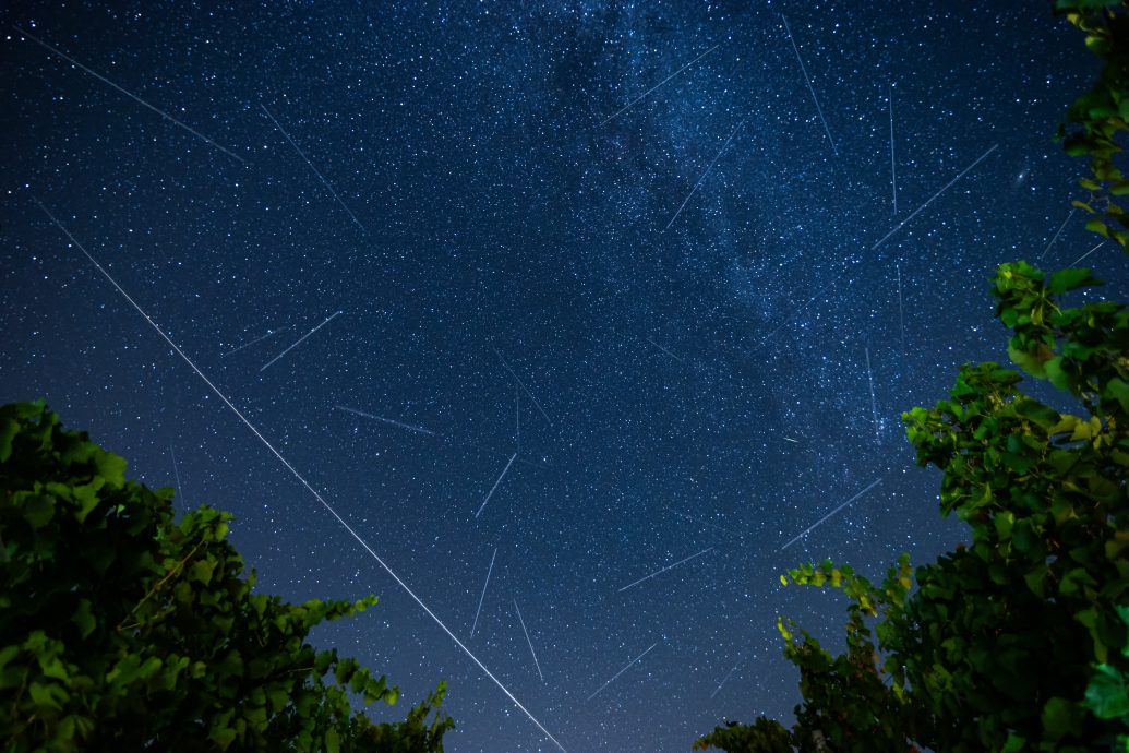 拼盘/英仙座流星雨