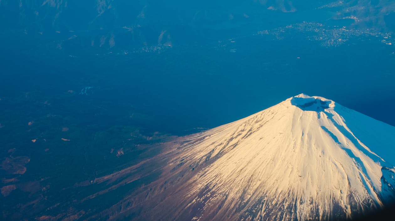 日本富士山驚傳登山意外 49歲臺男暴雨中突昏迷死亡