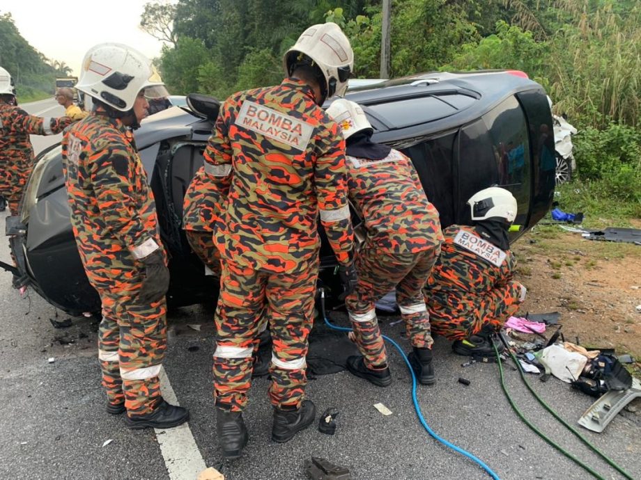 江沙轎車休旅車相撞 女司機與女童夾斃