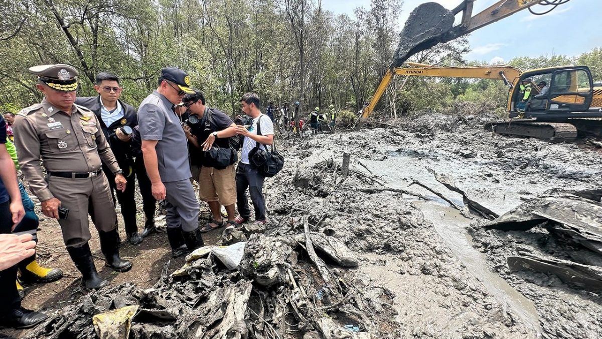 泰国飞机坠毁9死／安全考量搜寻工作喊停 4死者身份确认