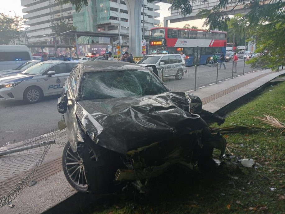 男子酒後駕駛闖反向車道 2學院生遭殃及斃命