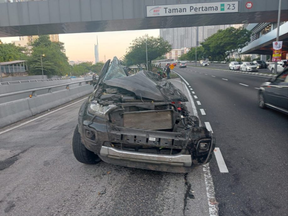 男子酒後駕駛闖反向車道 2學院生遭殃及斃命