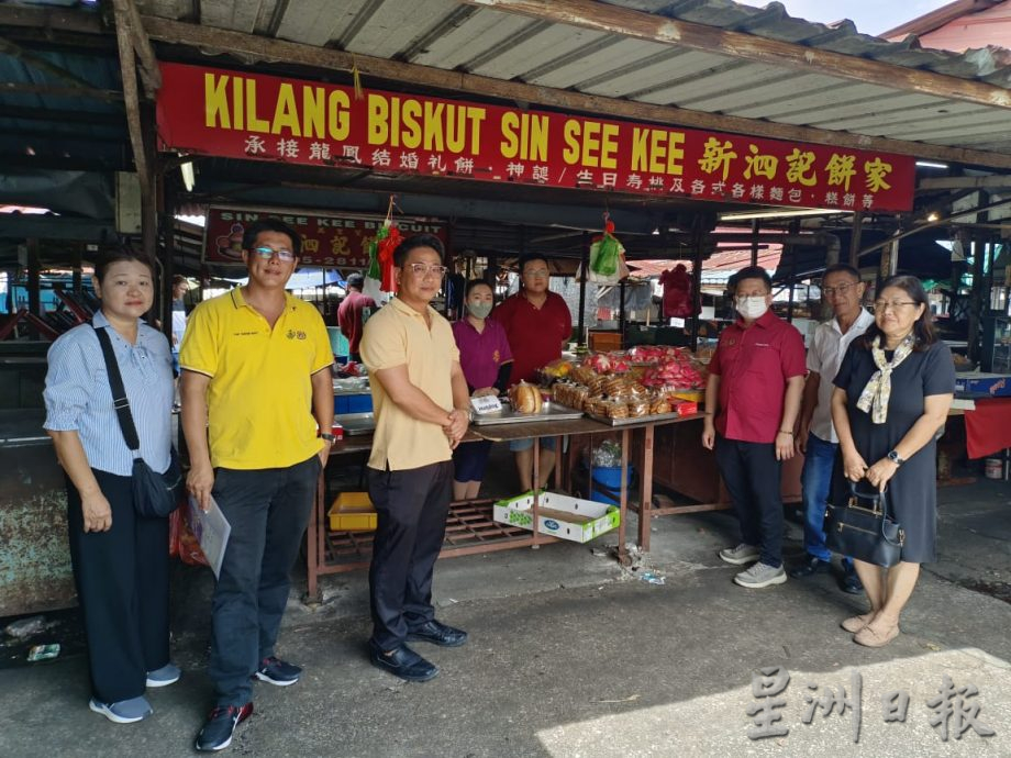 规模大 需听民意  万里望设临时巴刹挑战大