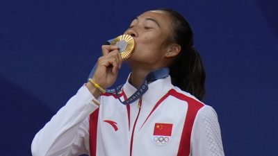 郑钦文网球女单夺金创历史　揭开背后“残酷”家庭的秘密