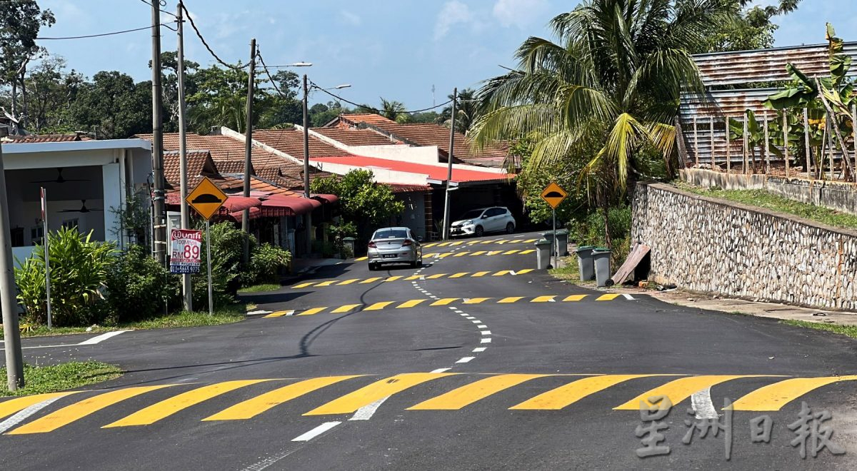 （古城封面主文）网热议花园路建13个路丘·居协：车多又快求自保