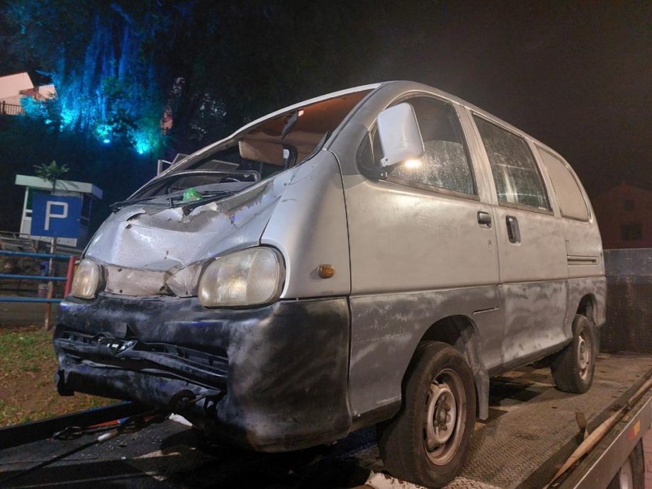 （古城版）老夫妻共騎摩托遭客貨車撞至重傷死