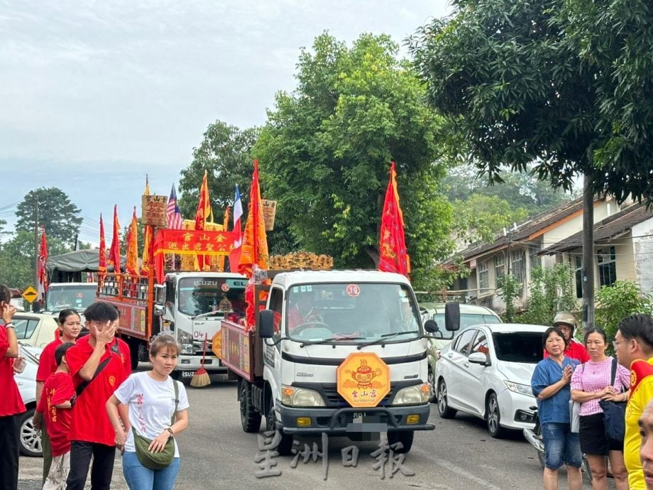 （古城第二版主文）金山宫庆祝晋宫十周年 游行绕境长达50公里