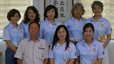 淡汶英达居民协会妇女组 9天义卖九皇素食捐净莲