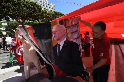 Tunisia’s struggling economy puts democracy at risk, Democracy News Alliance study finds