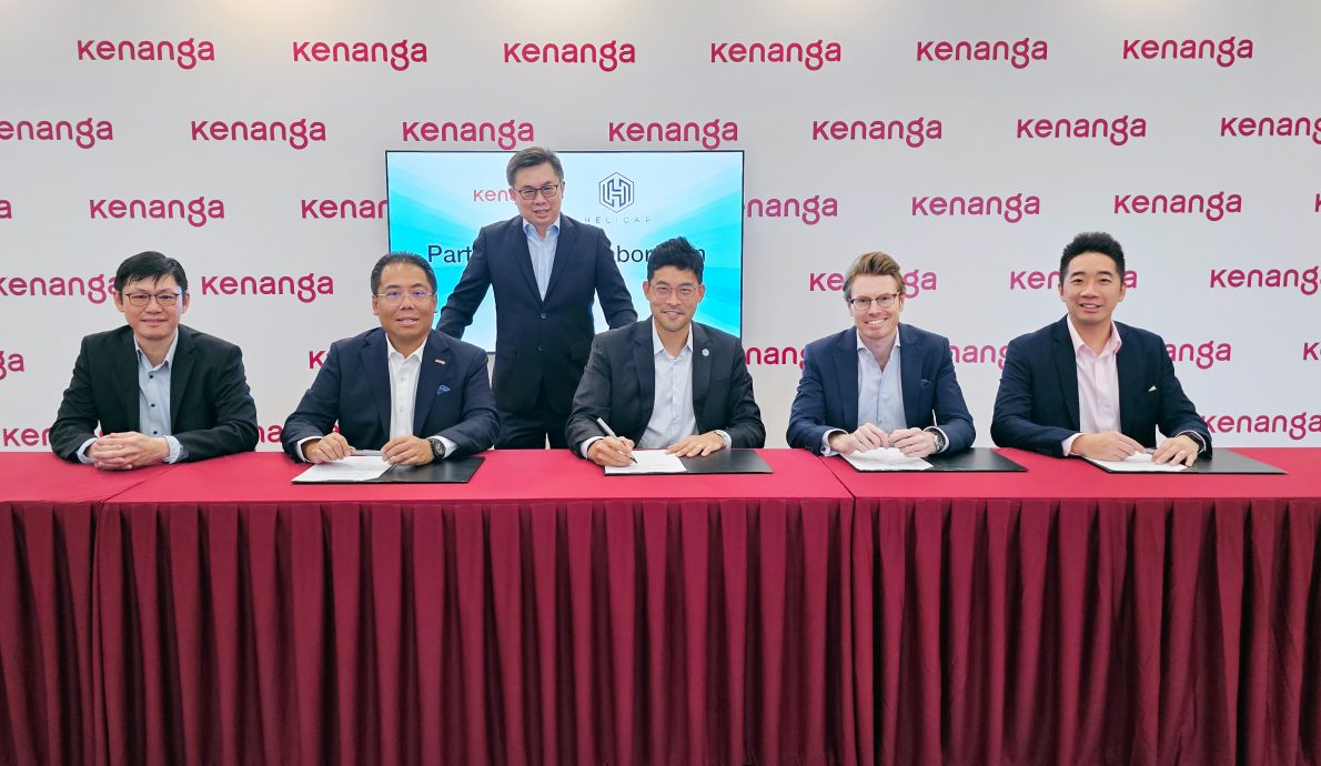 The signing ceremony was witnessed by Datuk Chay Wai Leong, Group Managing Director, Kenanga Investment Bank (standing), along with other key representatives. From left: Cheong Boon Kak, Group Chief Financial & Operations Officer, Kenanga Investment Bank Berhad; Datuk Wira Ismitz Matthew De Alwis, Executive Director & Chief Executive Officer, Kenanga Investors Berhad; David Z Wang, Co-Founder & Chief Executive Officer, Helicap Securities; Quentin Vanoekel, Co-Founder & Chief Investment Officer, Helicap Investments; and Jeremy Tan, Co-Founder & Group Chief Operating Officer.