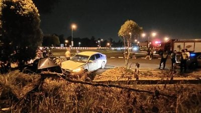 電召車遭攔腰猛撞.司機重傷乘客亡