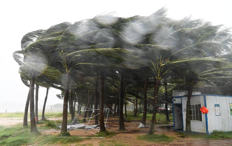 “摩羯”登陸海南文昌 風力超17級（3）