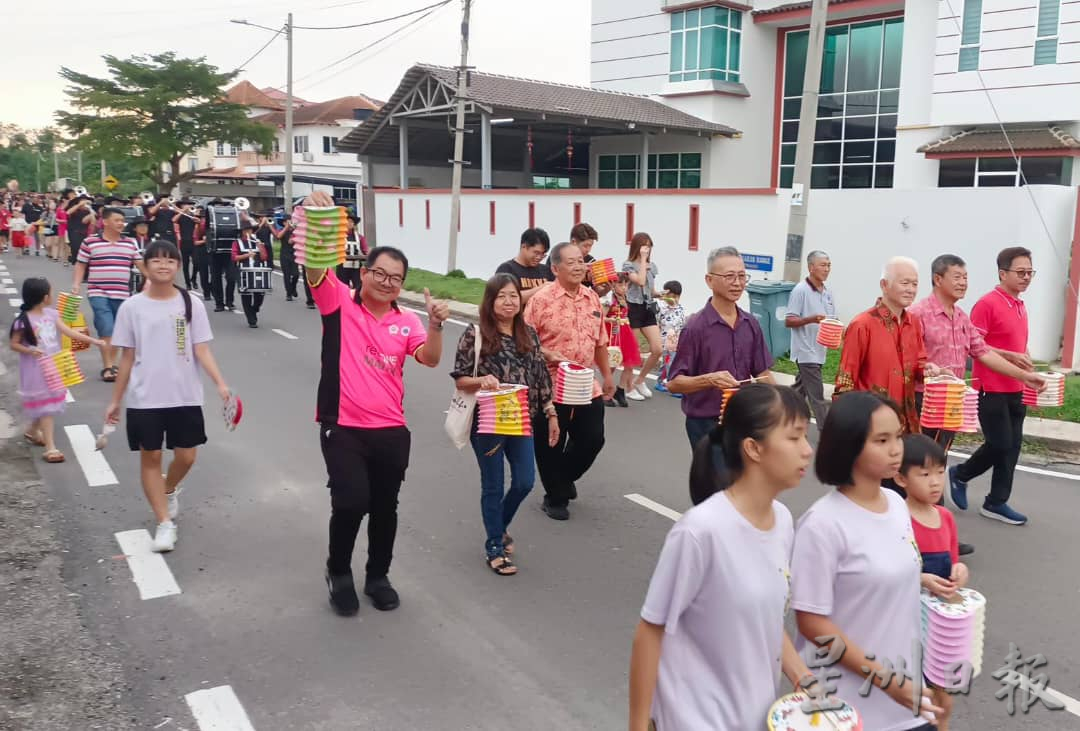 東：6團體聯辦中秋活動 吸引上千人參與