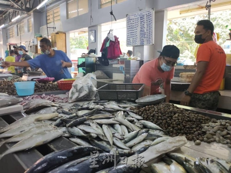 东：北马兴吃鱼鳞片，本地热不起。