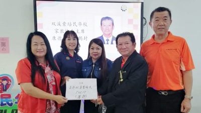 全国华小华文作文比赛(东彭区)  |  孙诗传：写作实践无捷径   辛勤付出有回报