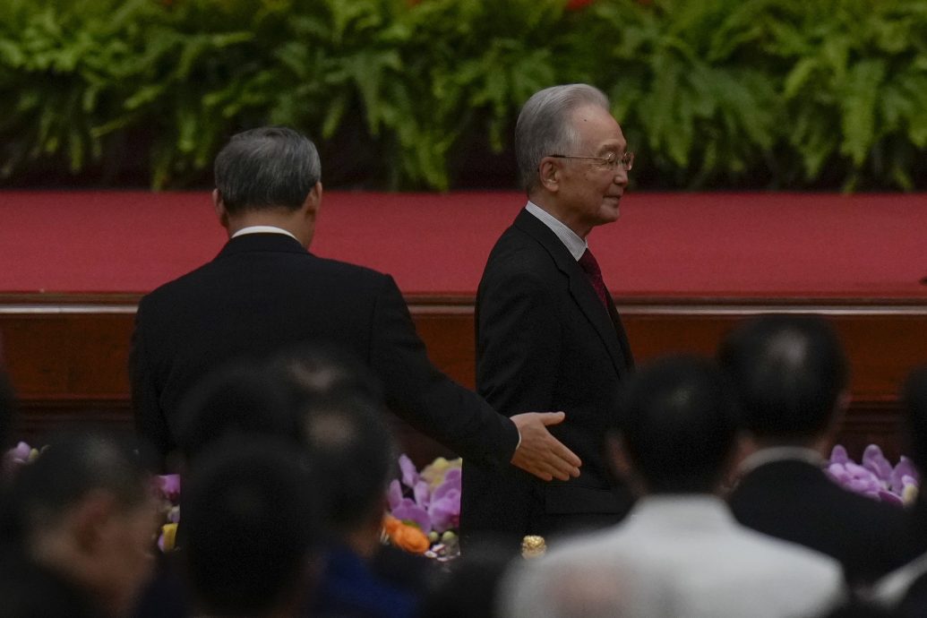 习近平国庆演说：要居安思危　坚决战胜风险挑战