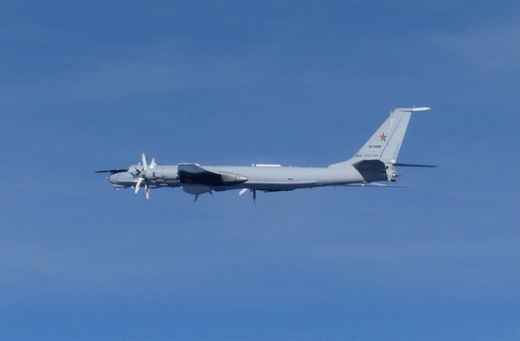 俄軍機睽違5年環繞日本飛行 日戰機緊急升空因應