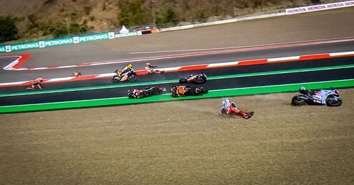 印尼站MotoGP|拒再丢失杆位优势  佐治马丁夺本季第3冠