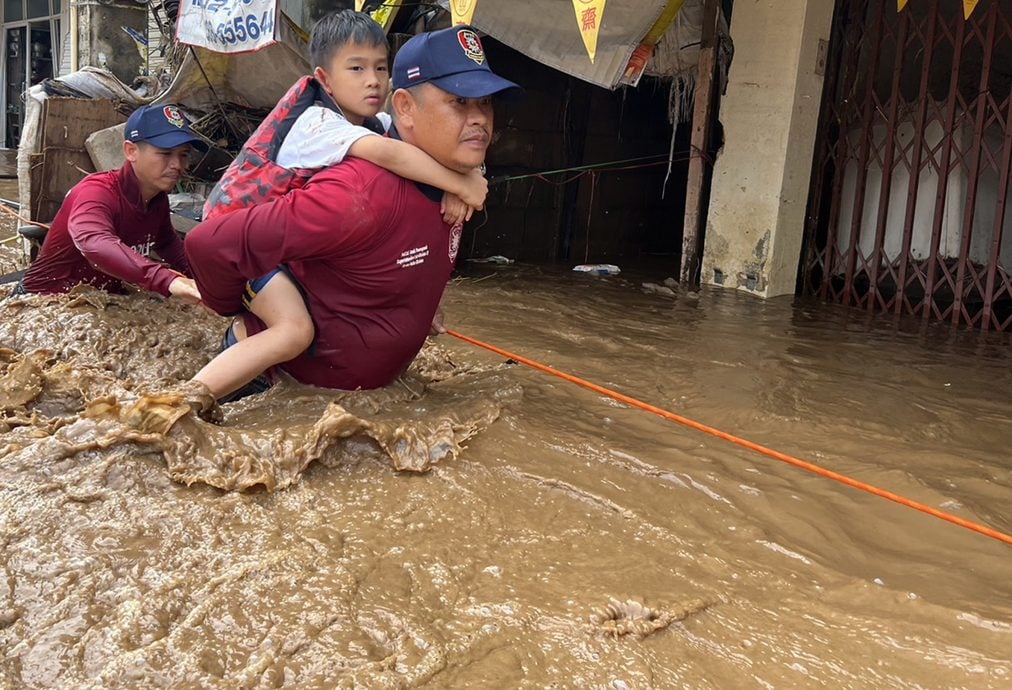  台风“摩羯”袭击酿洪水土崩  东南亚死亡人已超过200人