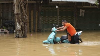 台风“摩羯”袭击酿洪水土崩  东南亚死亡人已超过200人