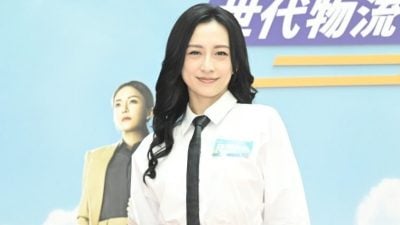 哭戏获封港版泪之女王 龚嘉欣进军时装界