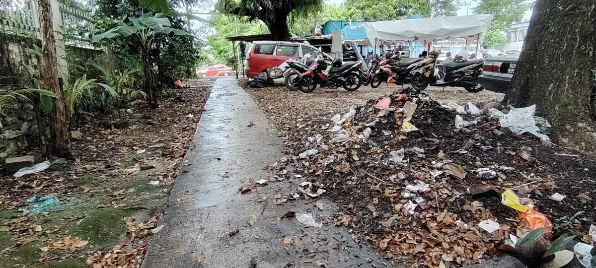 大都會/餘保憑呼籲水泡車車主入稟仲裁庭索討損失和國會議員撥款給予車主慰問金 ／5圖