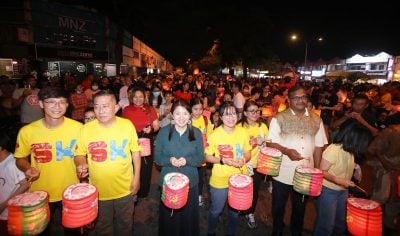 視頻 | 5000人沙登鬧中秋    各族呈獻表演別開生面