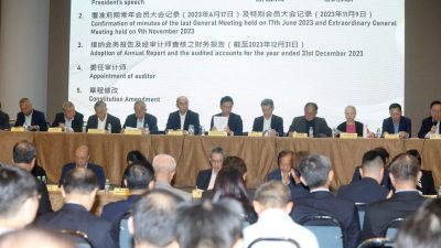 隆雪中总会员大会  授权董事会发展根登地段