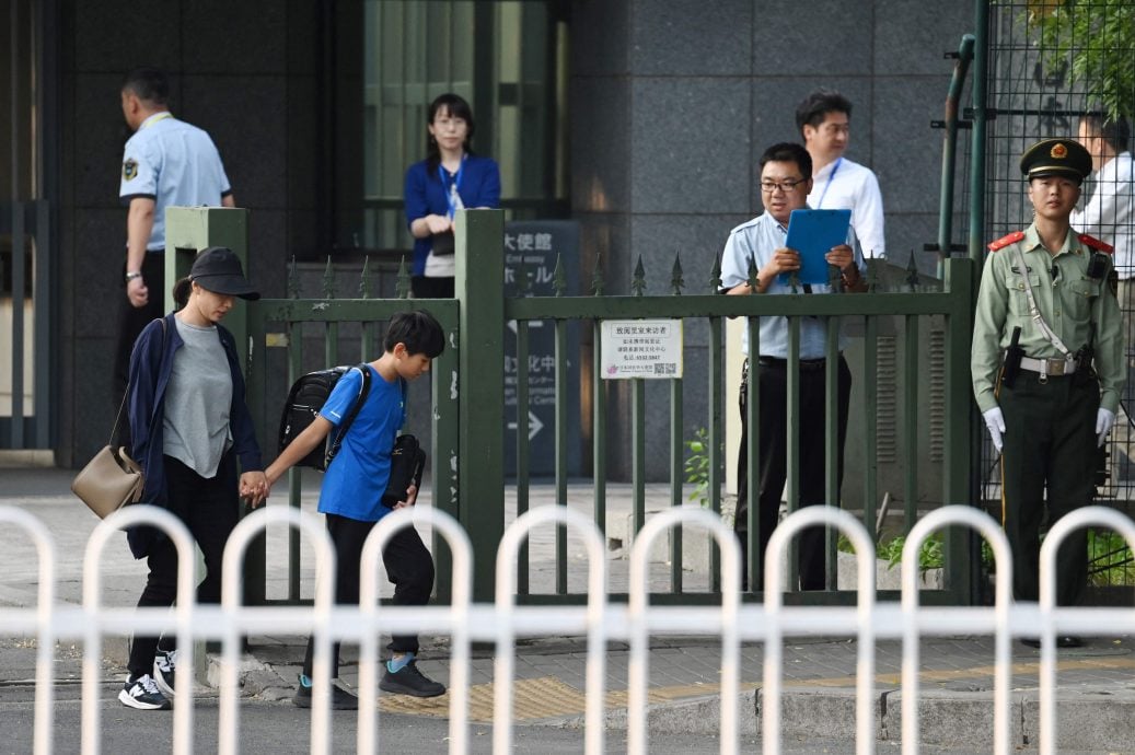 天下事  员工忧反日情结 日企允许员工暂时回国、居家办公