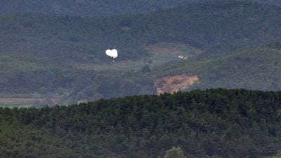 岸田文雄訪韓之際 朝再空飄數百垃圾氣球