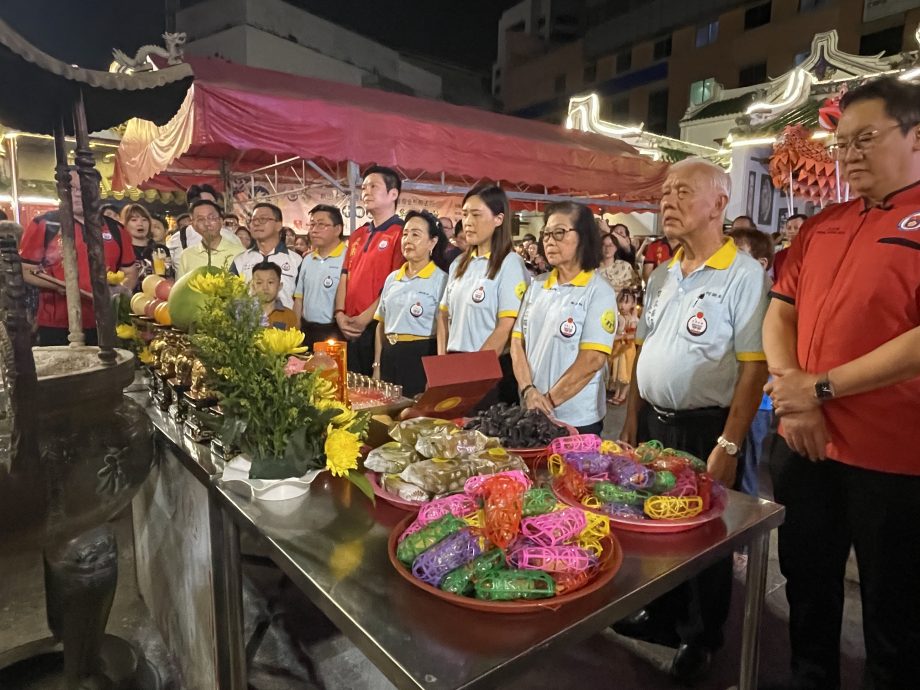 *已签发* 社区版头: 何朝东:清真认证应该是以鼓励为主，而非强制执行