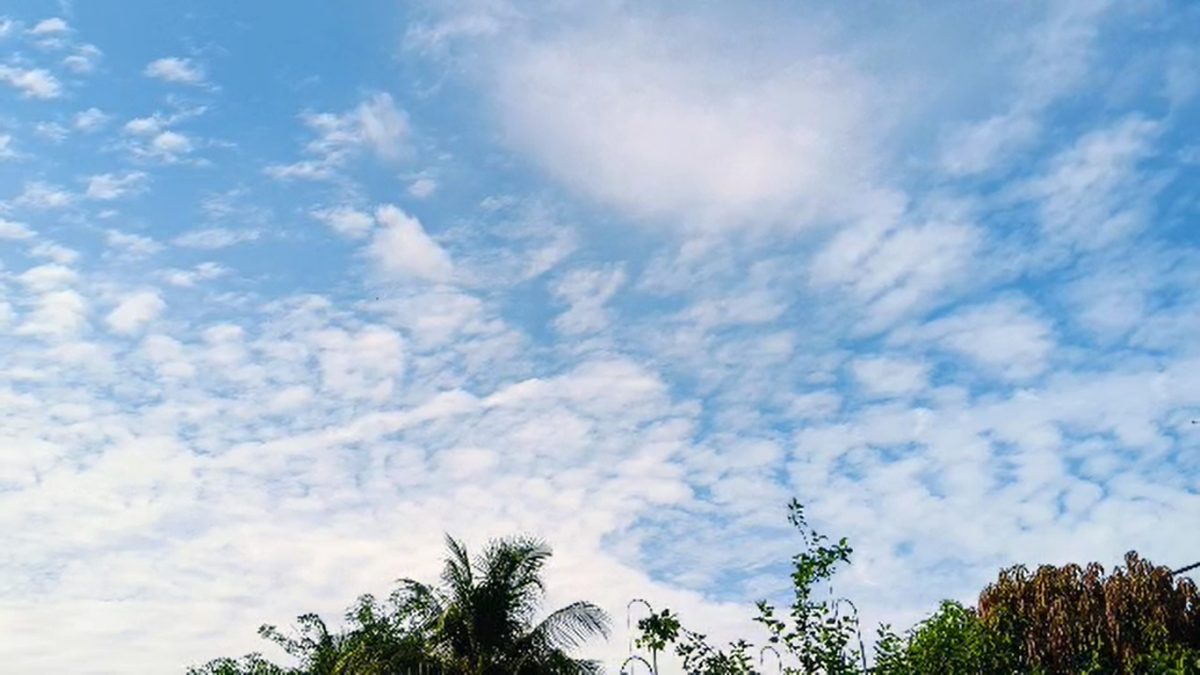 *已签发*全国：新闻：麻坡出现“雨幡洞云”奇观，历时逾半小时