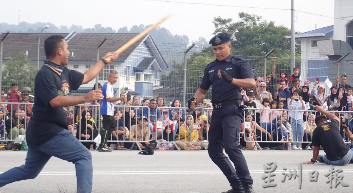 拉律峇登司南马县“全民欢庆独立” 6000人参与热烈腾欢