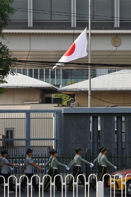 换文，头)深圳遇袭日男童亡 日斥卑劣犯罪　中表遗憾难过