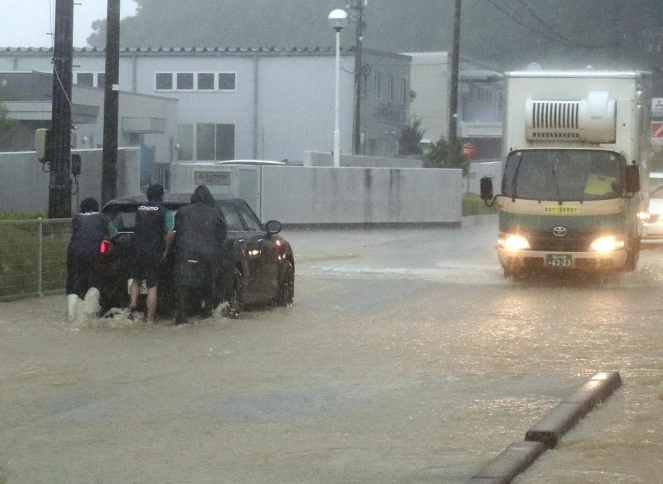 日本能登半岛大雨成灾 传1人失联2地成陆上孤岛