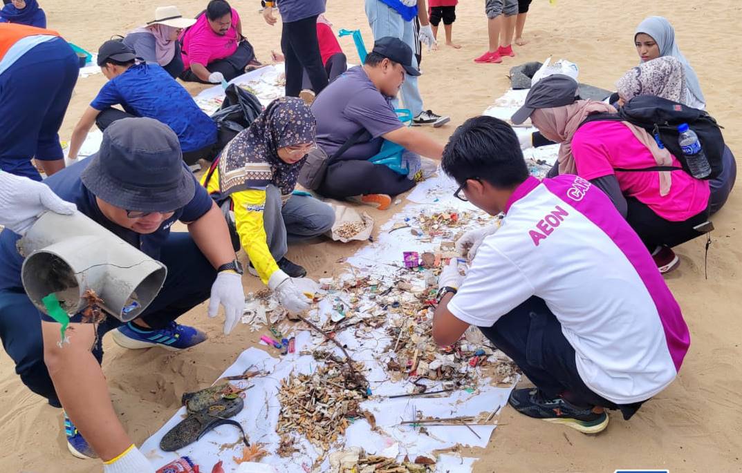 波德申海灘撿垃圾活動 撿獲逾1萬個菸蒂