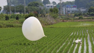 韩国指朝鲜再投放垃圾气球