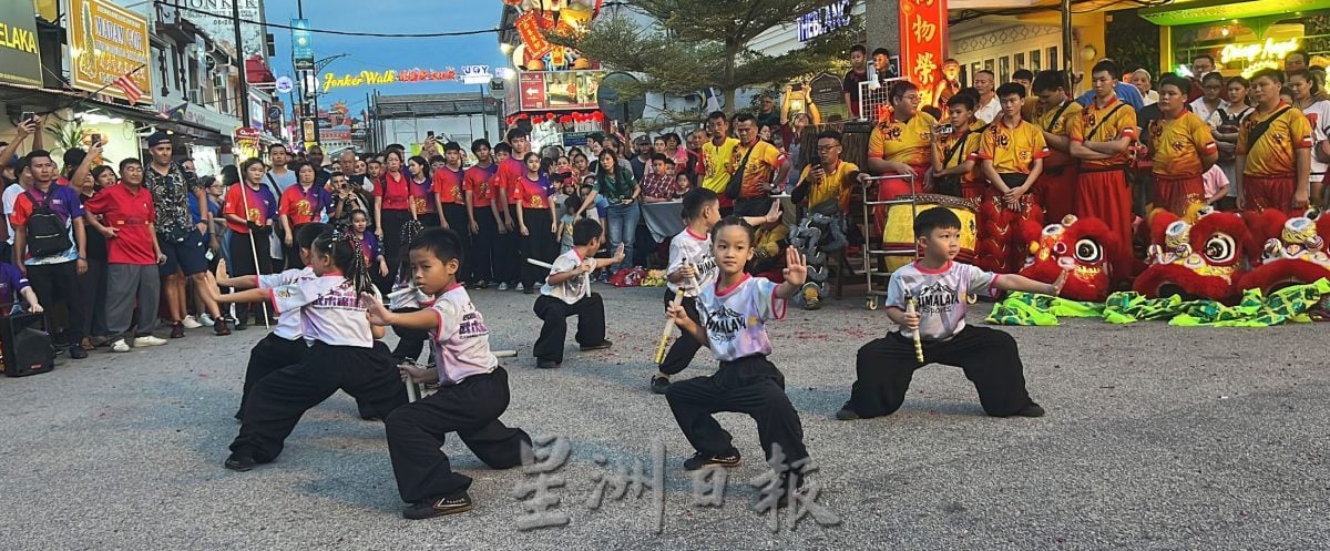 （古城第二版主文）国庆中秋喜相连·武术龙狮热爆鸡场街