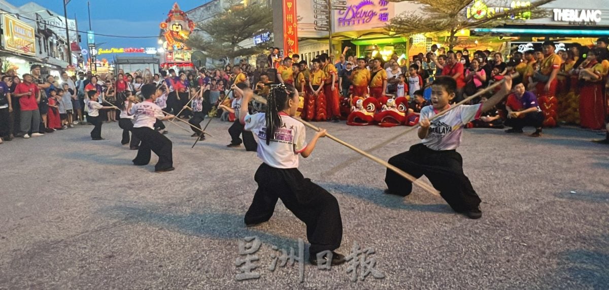 （古城第二版主文）国庆中秋喜相连·武术龙狮热爆鸡场街