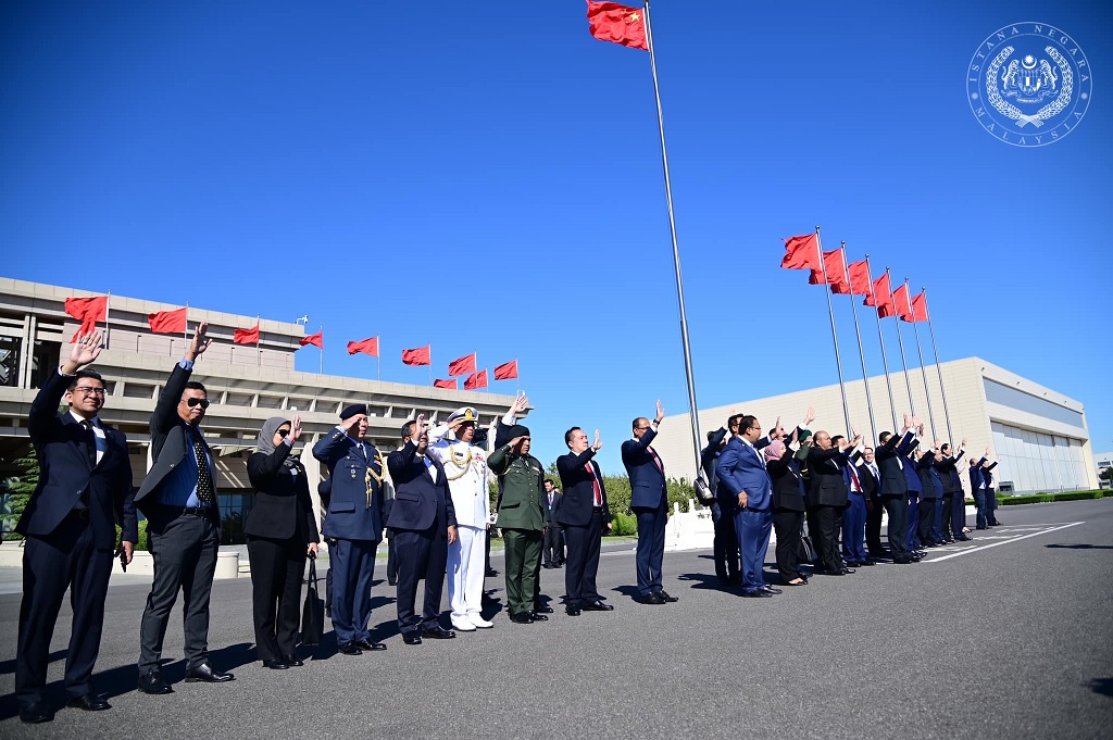 （多圖）國家元首結束訪華行程 今早乘坐專機回國