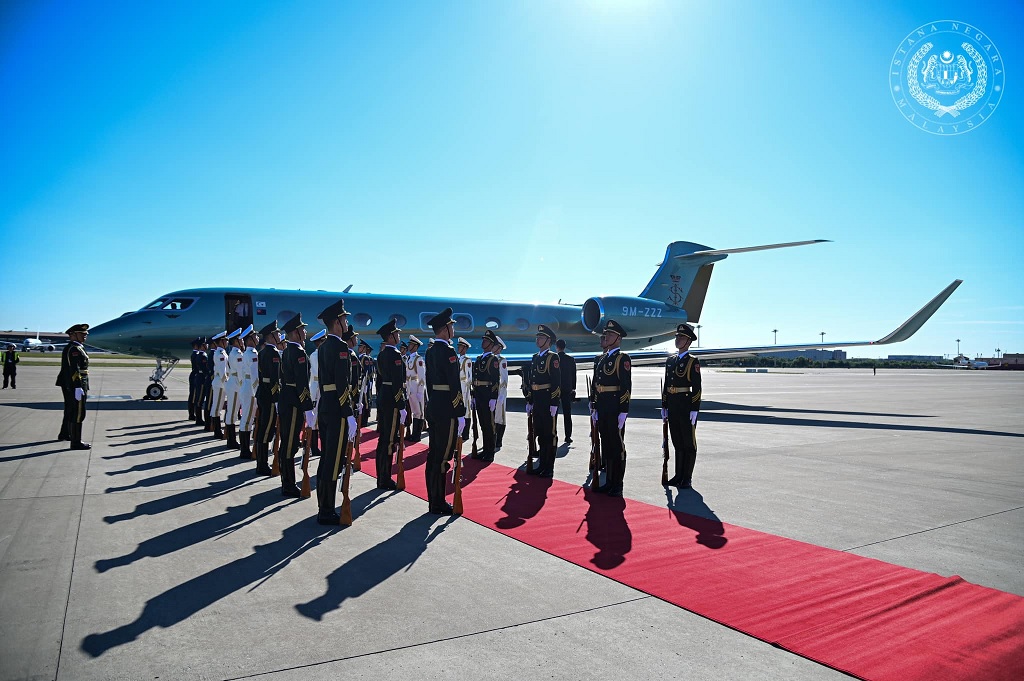 （多圖）國家元首結束訪華行程 今早乘坐專機回國