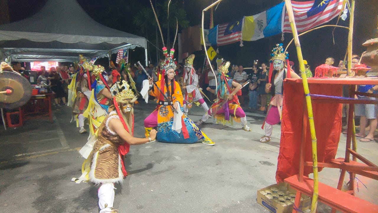 （大北马）中元普渡宴会 “官将首”敬神