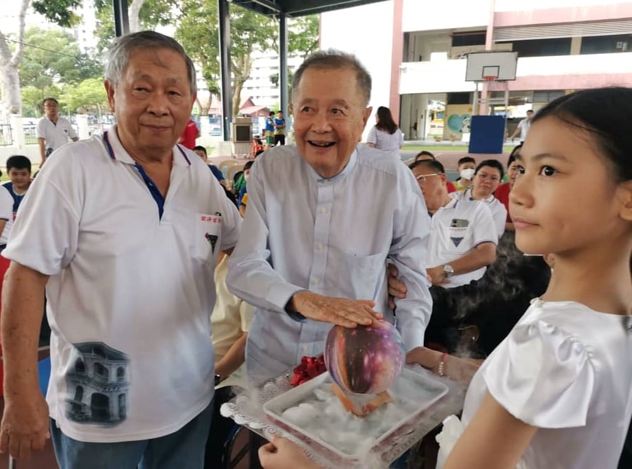 （大北马）丽泽三校空置38年空地，变有盖篮球场今揭幕启用