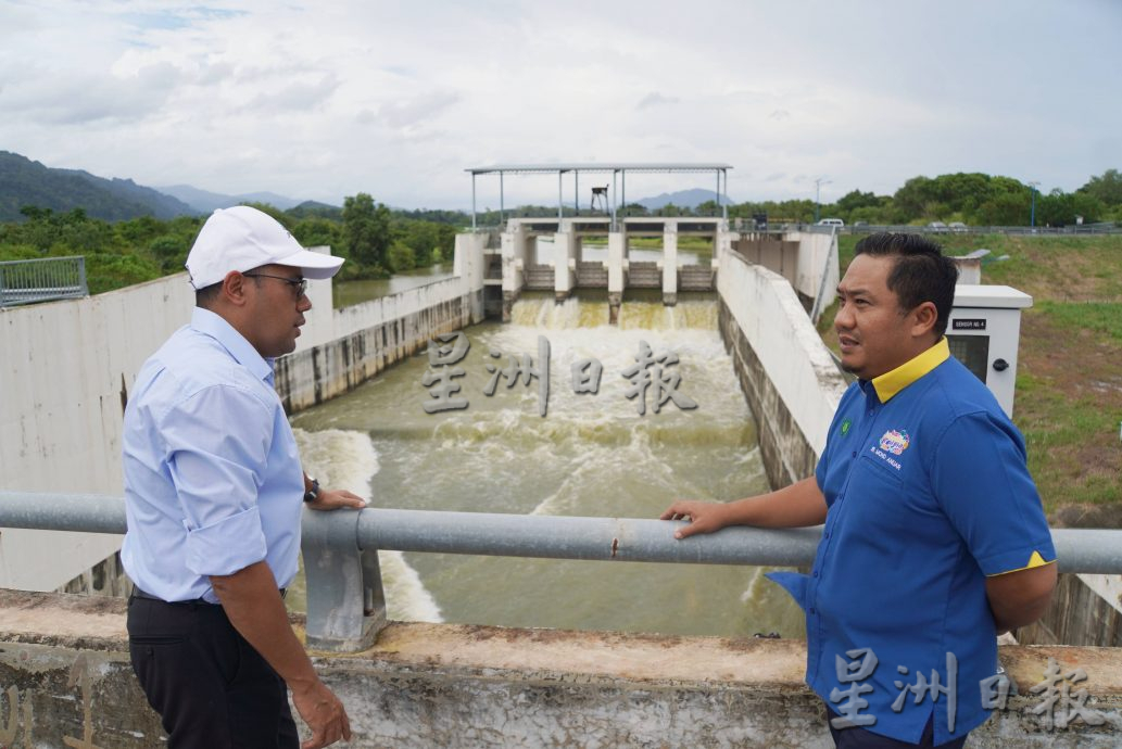 （大北马）玻水利灌溉局：水坝西部防洪绕道释水直达大海，不重演数年前大水灾困境